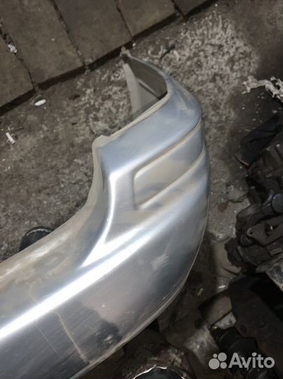 Задний бампер Nissan Avenir w10