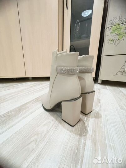 Ботильоны зимние