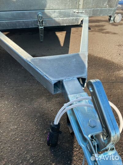 Прицеп легковой