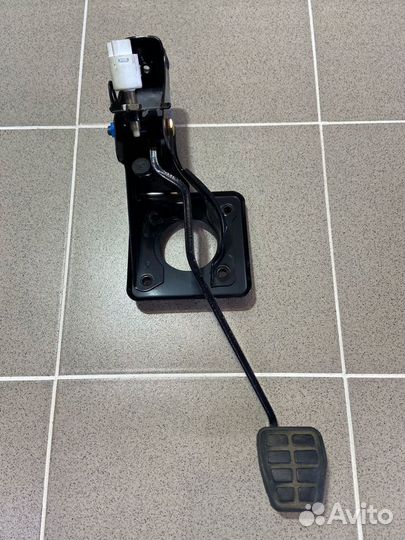 Педаль тормоза Lifan X60 2017 г