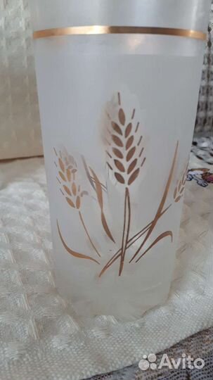 Стаканы с золотым рисунком