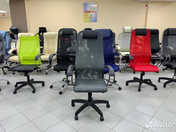 Компьютерное кресло SU-130-8 офисное кресло