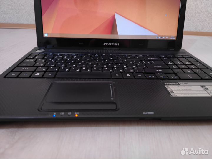 EMashines(Acer) E732G core i3/HDD 320Gb/4Gb DDR3