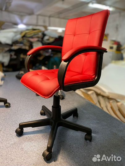 Компьютерное кресло