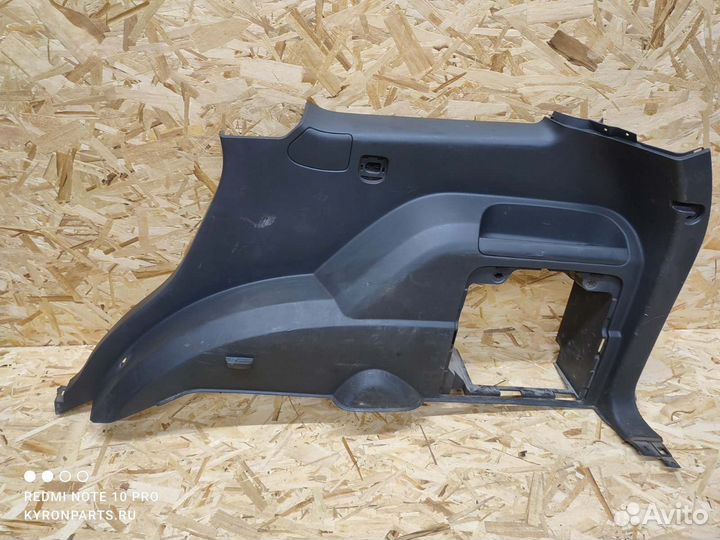 Обшивка багажного отсека правая Ssangyong Kyron