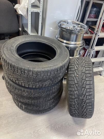Nokian Tyres Hakkapeliitta 7 SUV 285/60 R18 116T