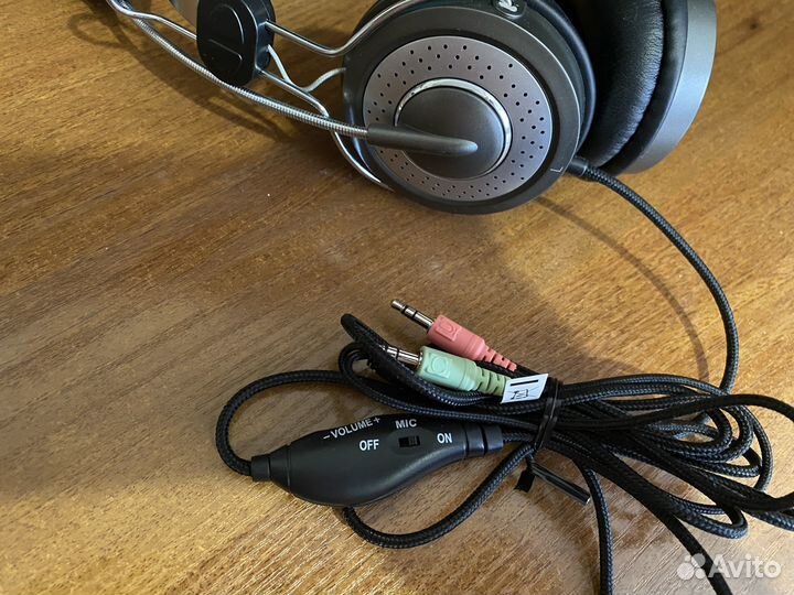 Наушники Genius HS-04SU