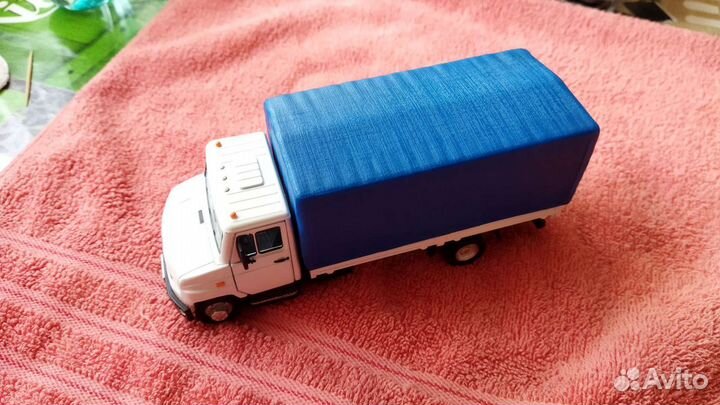 Модель ЗИЛ 5301 бычок