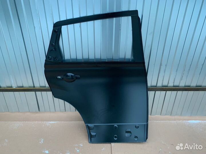 Дверь задняя левая Nissan Qashqai J10