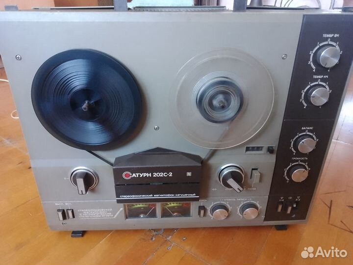 Катушечный магнитофон