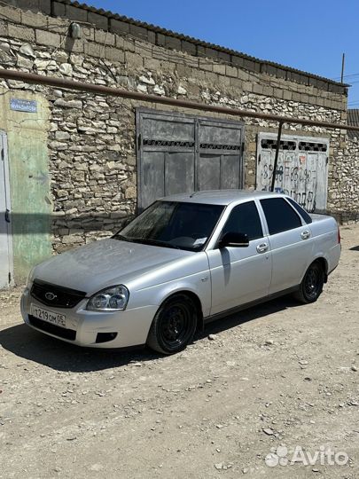 Капот priora