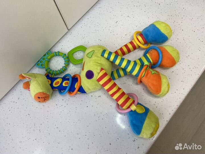 Тактильная игрушка жираф, кубики, подвеска