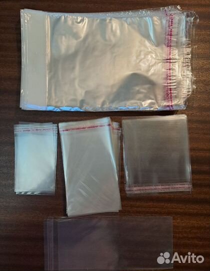 Пакет с липкой лентой