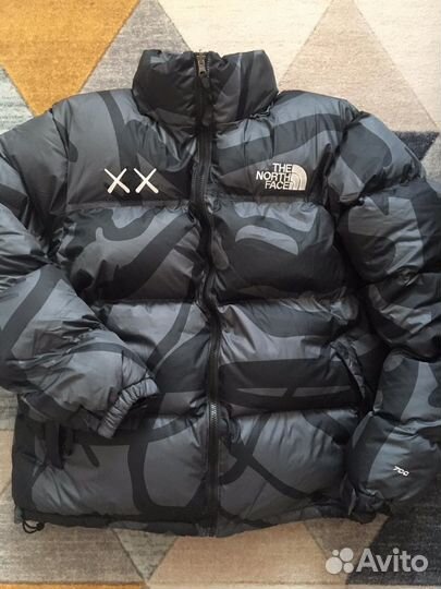 Пуховик the north face nuptse 700