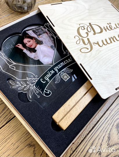 Трек пластинка с оживающим видео на стекле