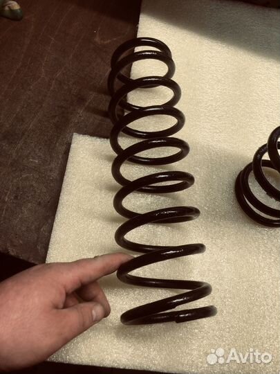 Продам задние прижины Б/у