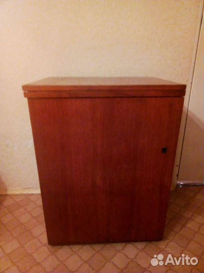 Швейная машина Чайка 2