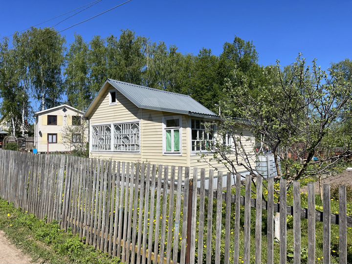 Дача 24 м² на участке 6 сот.