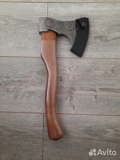 Топор кованый 