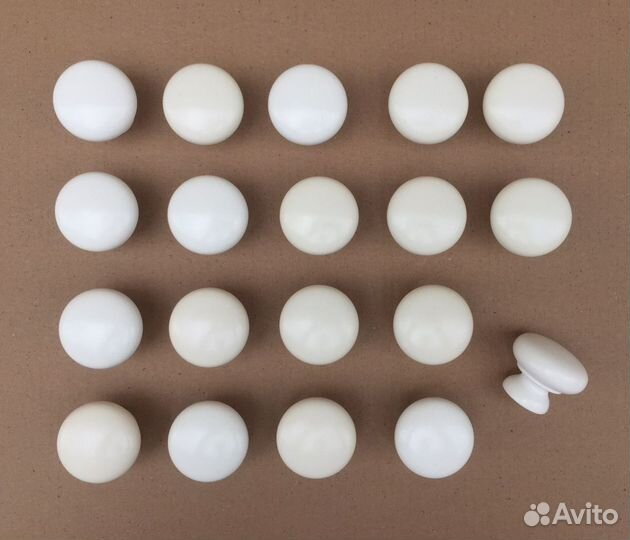 Дверные ручки (ручки для комода и тумбочек)