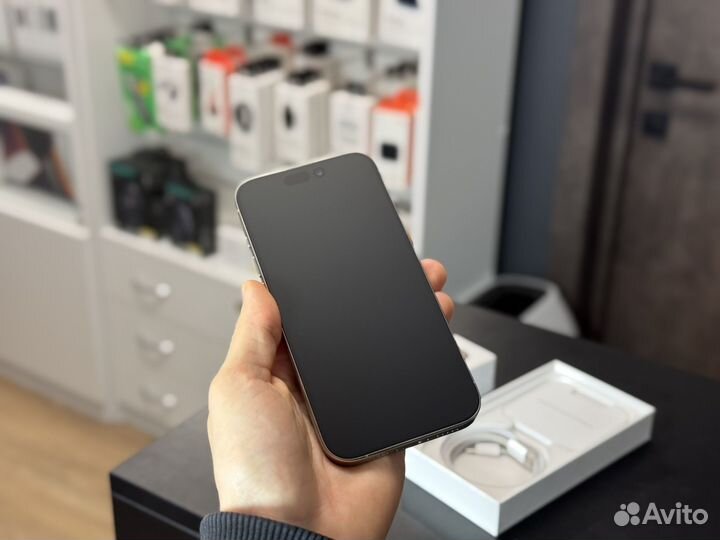 iPhone 15 Pro, 128 ГБ