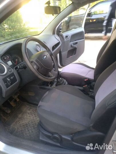 Ford Fusion, 2008
