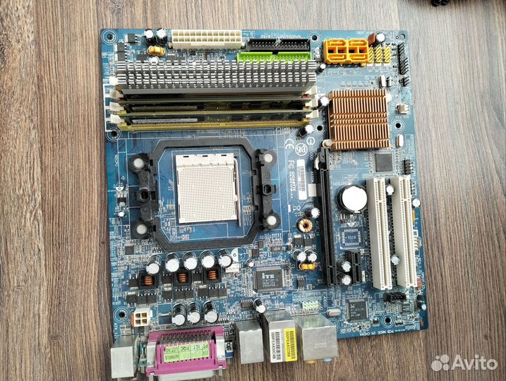 Материнская плата Fc ga-m61pm-s2