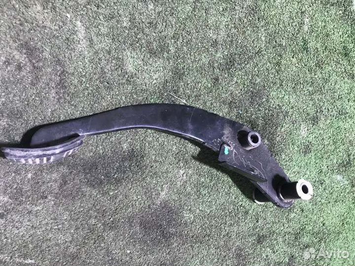 Педаль тормоза Ford Mondeo MK3 cjba 2001