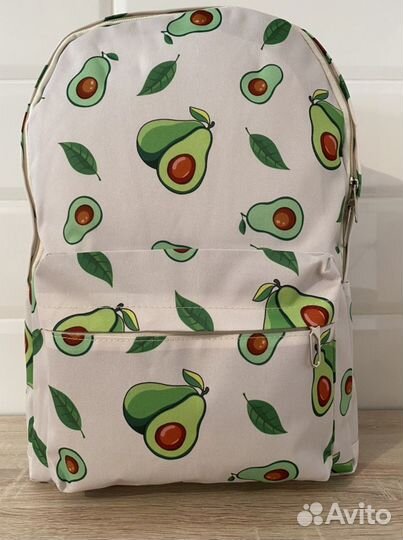 Рюкзак авокадо белый новый