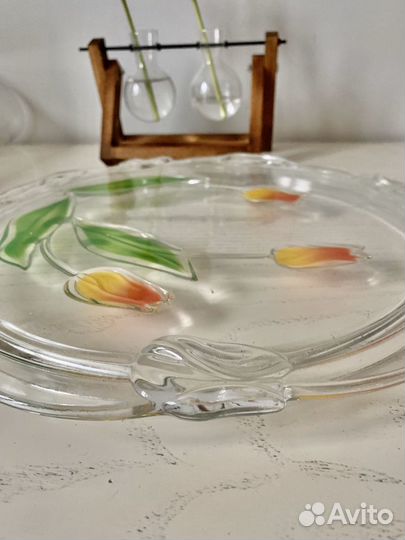 Тортница, разнос и ваза