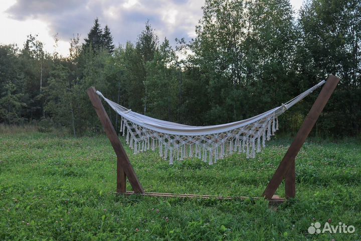 Стойка для гамака деревянная