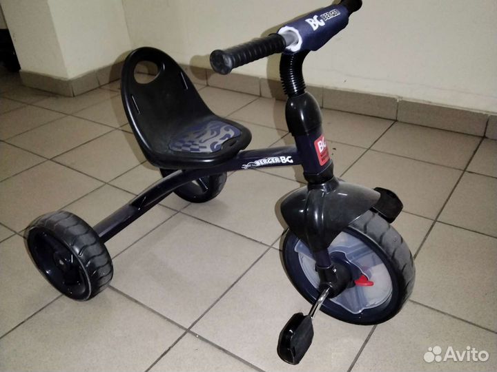 Детский велосипед бу трех колесный