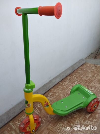 Самокат детский трехколесный