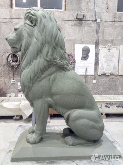 Скульптура льва. Объемная фигура лев