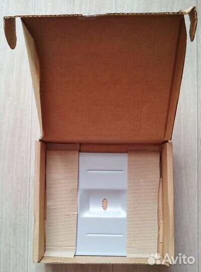 Подставки настенные (2 шт.)