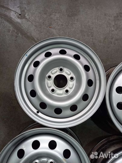 Новые штампованные диски R15