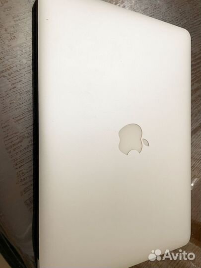 Apple macbook pro 256 GIG