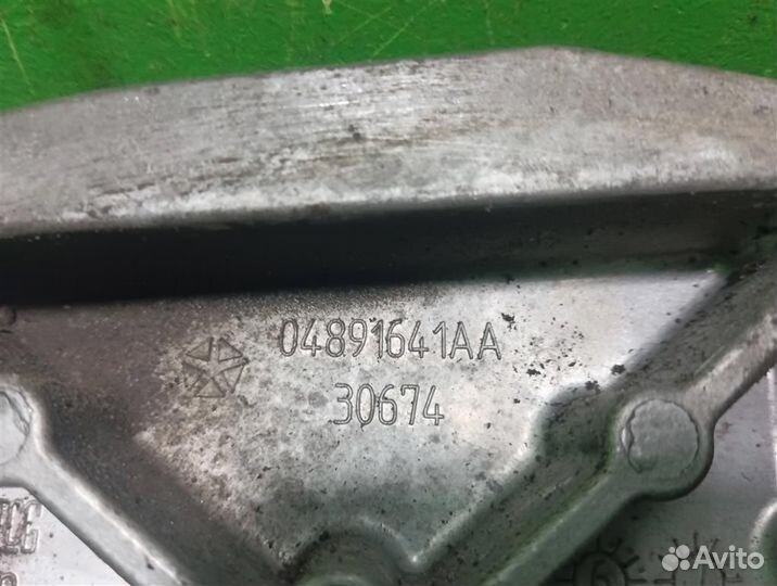 Кронштейн опоры кпп Chrysler PT Cruiser 2007