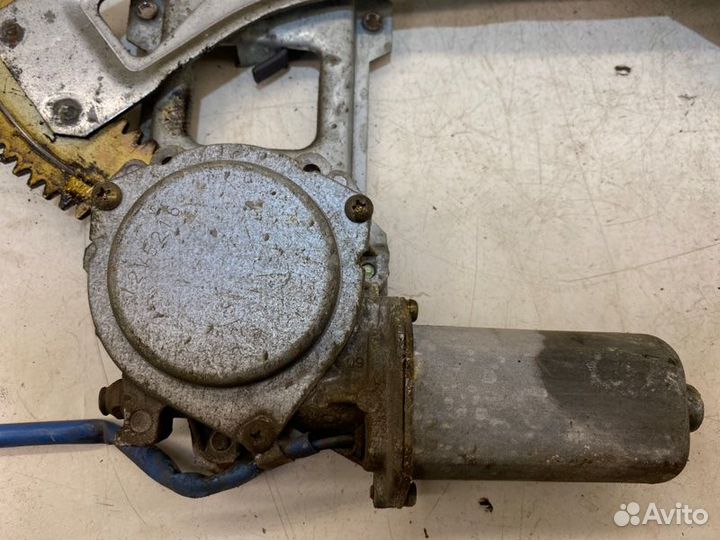 Мотор стеклоподъемника передний левый Subaru