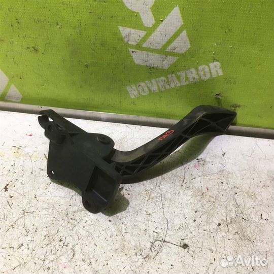 Педаль газа Форд Фокус 1