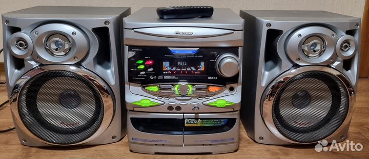 Музыкальный центр Pioneer с Bluetooth