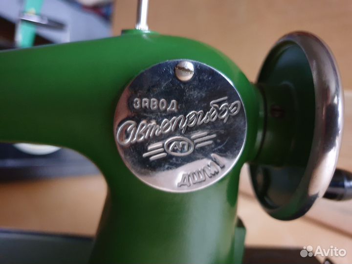 Детская швейная машинка СССР дшм-1