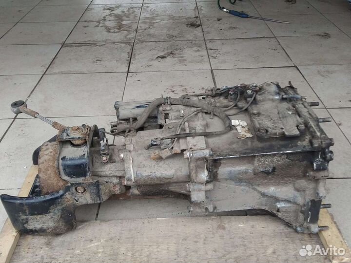 Раздатка для бензинового паджероРаздаточная коробк