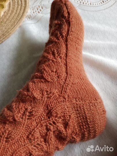 Носки с ажурным узором 