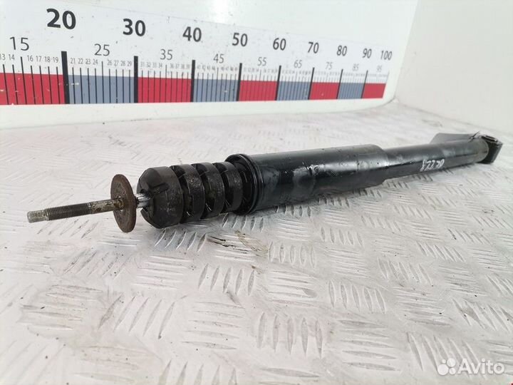 Амортизатор задний левый Dacia Sandero 2012