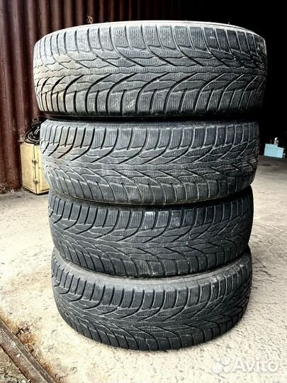 Kumho WinterCraft WP51 225/60 R18 104T