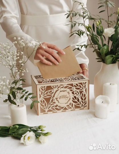 Свадебный сундук для денег