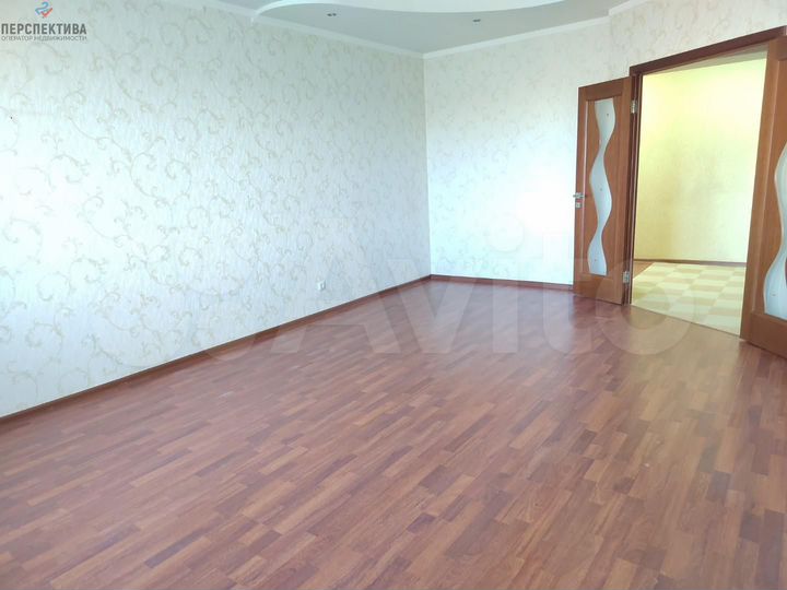 3-к. квартира, 100 м², 6/10 эт.