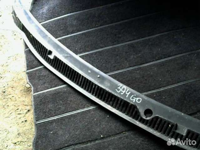 Решетка стеклоочистителя (Дождевик) Volkswagen Pol