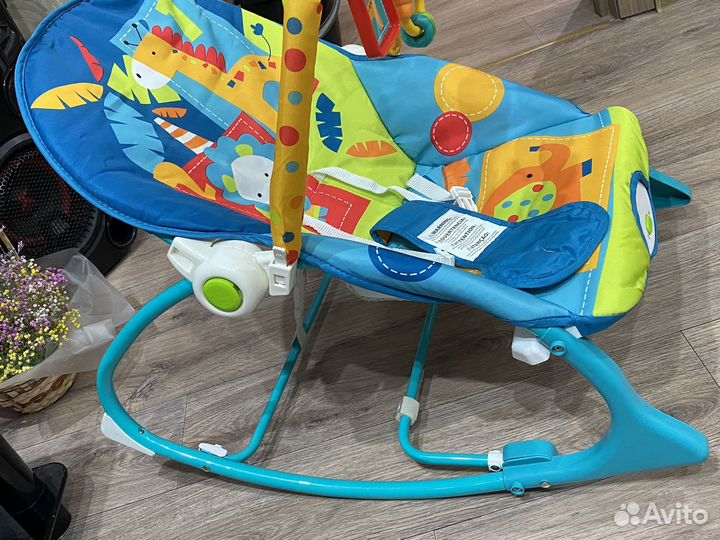 Шезлонг для новорожденных